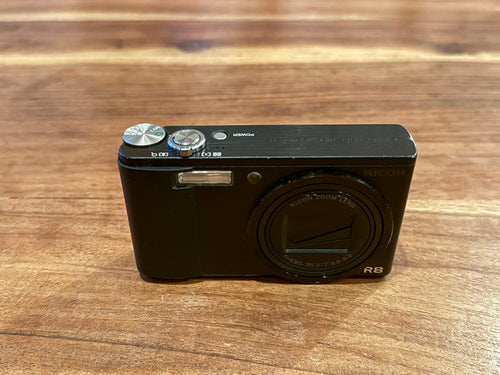 Ricoh Compact Digital Cameras R8