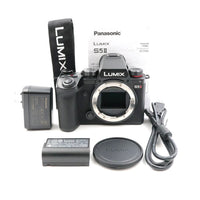 Panasonic Mirrorless Interchangeable Lips Lumix S5Ii Dc-S5M2