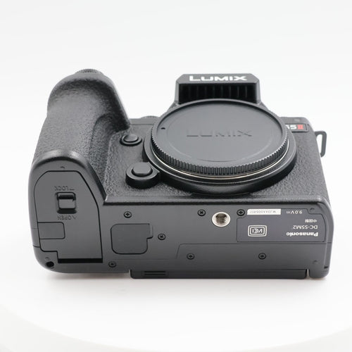 Panasonic Mirrorless Interchangeable Lips Lumix S5Ii Dc-S5M2