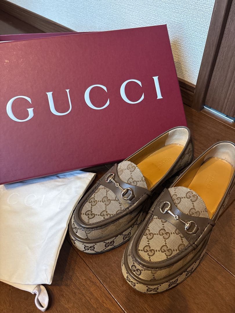 Gucci Loafers Dress Shoes 361/2