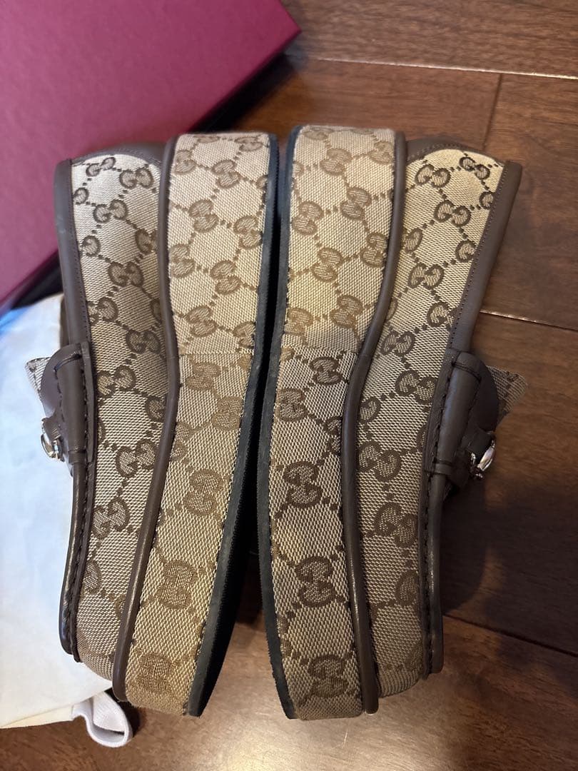 Gucci Loafers Dress Shoes 361/2