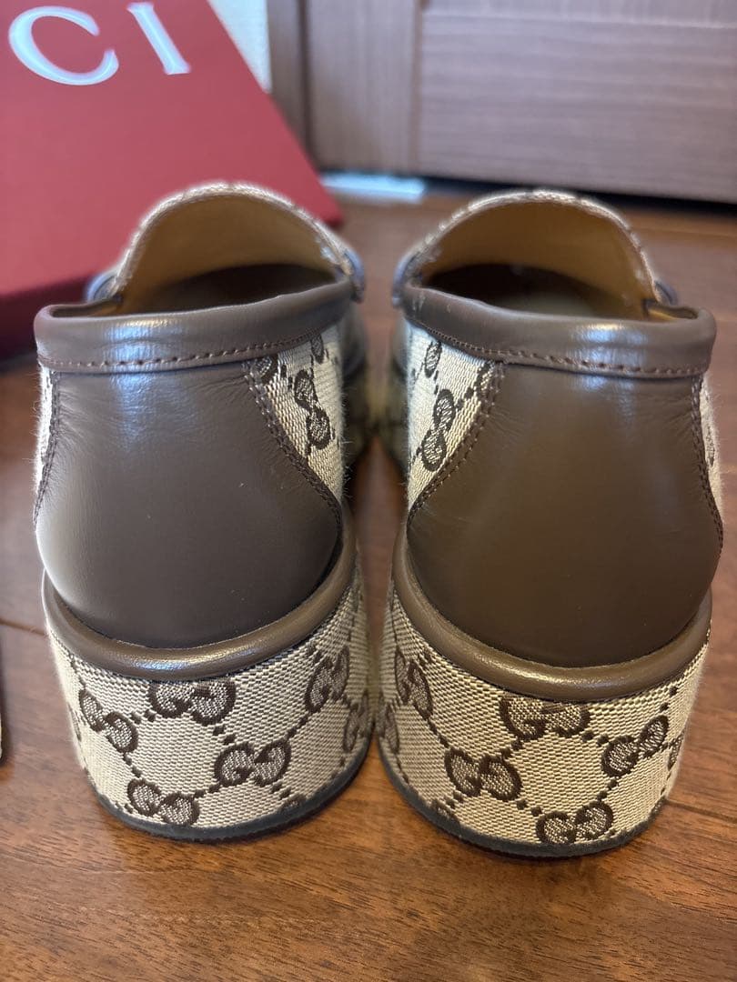 Gucci Loafers Dress Shoes 361/2