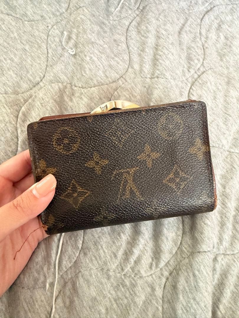 Louis Vuitton Bifold Wallets