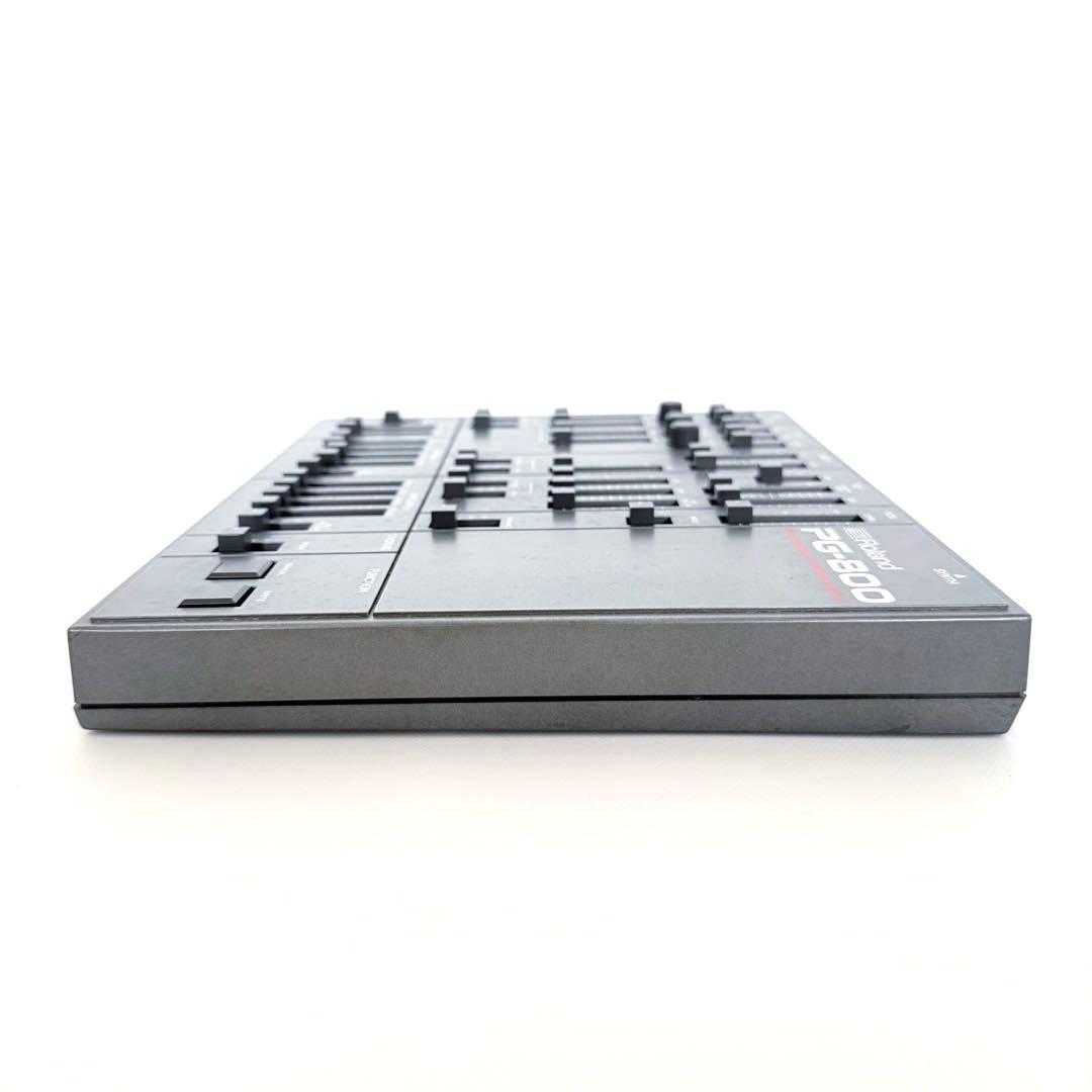 Analog Synthesizers Roland Pg-800