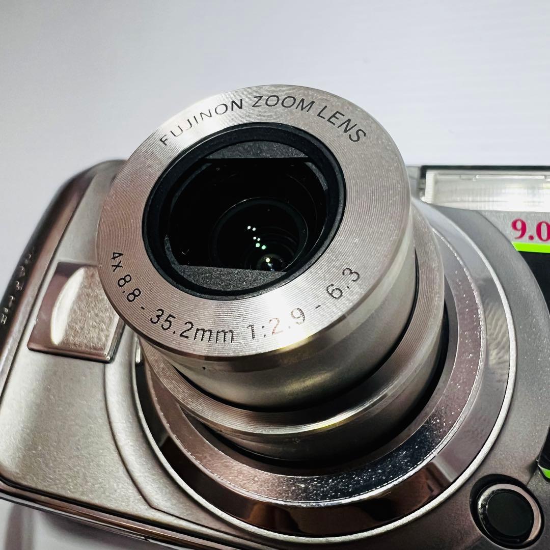 Compact Digital Cameras Fujifilm Finepix A900