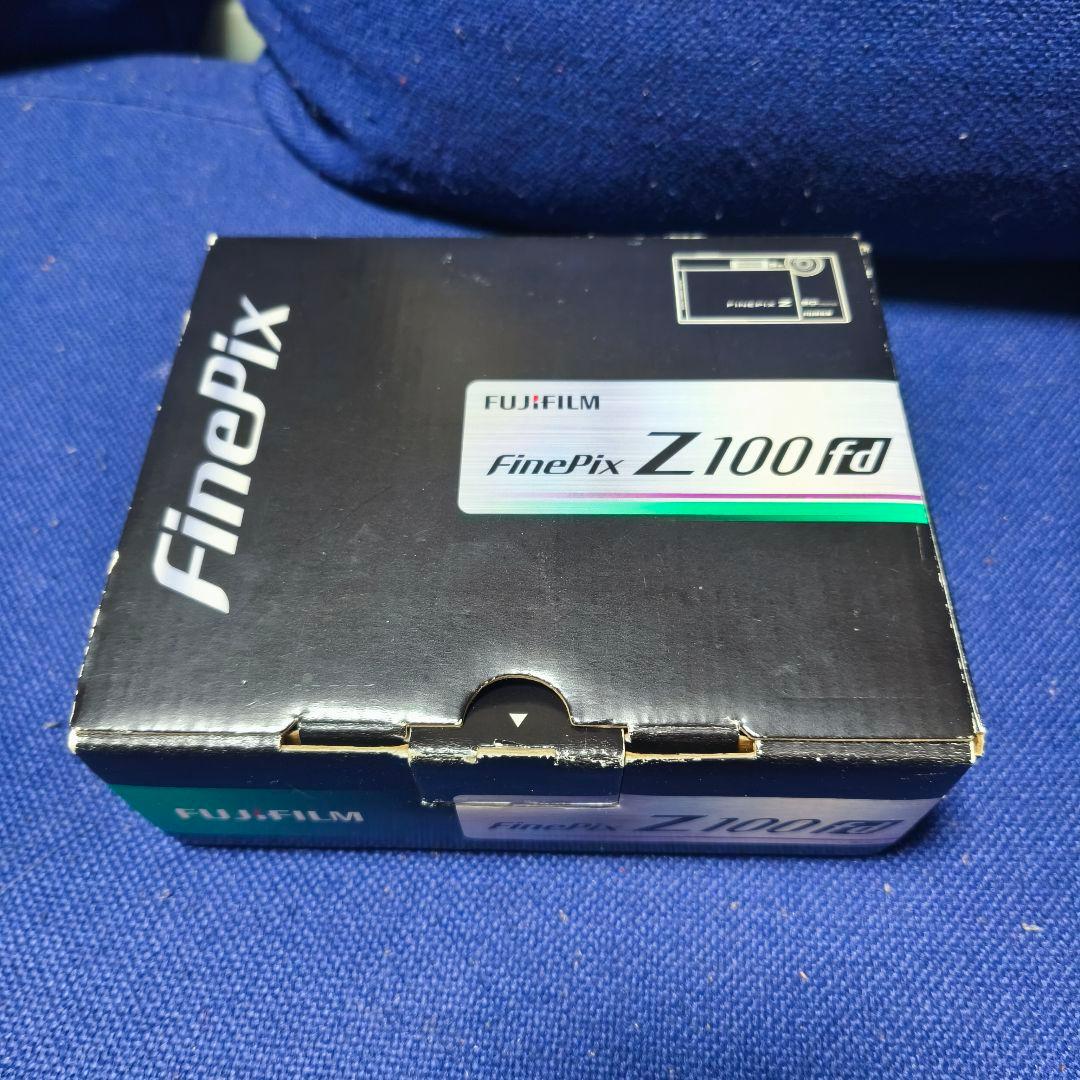 Fujifilm Compact Digital Camera Finepix Z100Fd