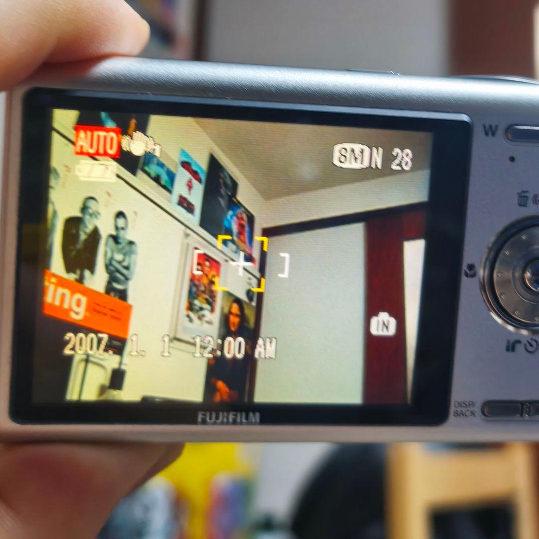 Fujifilm Compact Digital Camera Finepix Z100Fd