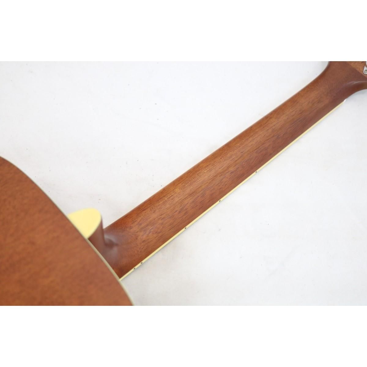 Yamaha Acoustic Guitar