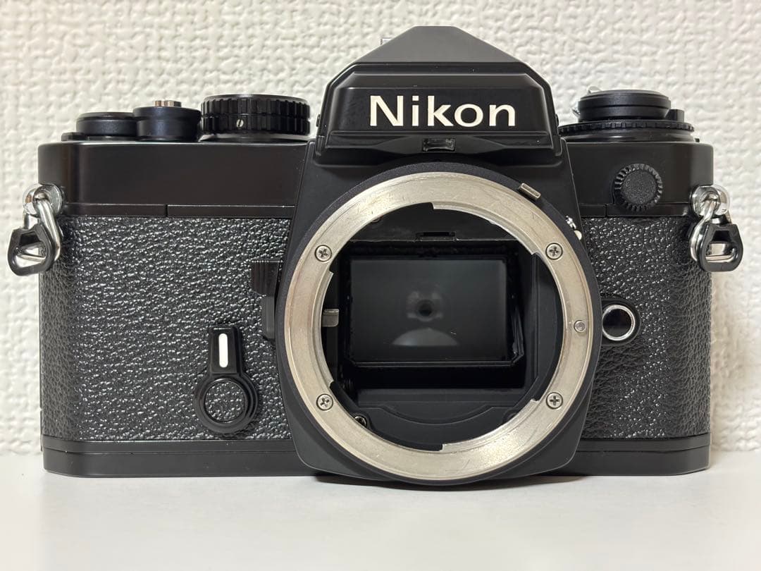Nikon Slr Camera (Film) Fe