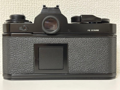 Nikon Slr Camera (Film) Fe