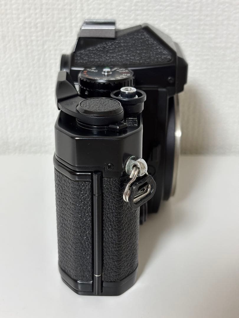 Nikon Slr Camera (Film) Fe