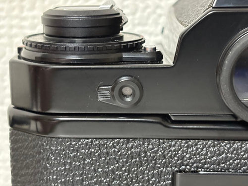 Nikon Slr Camera (Film) Fe