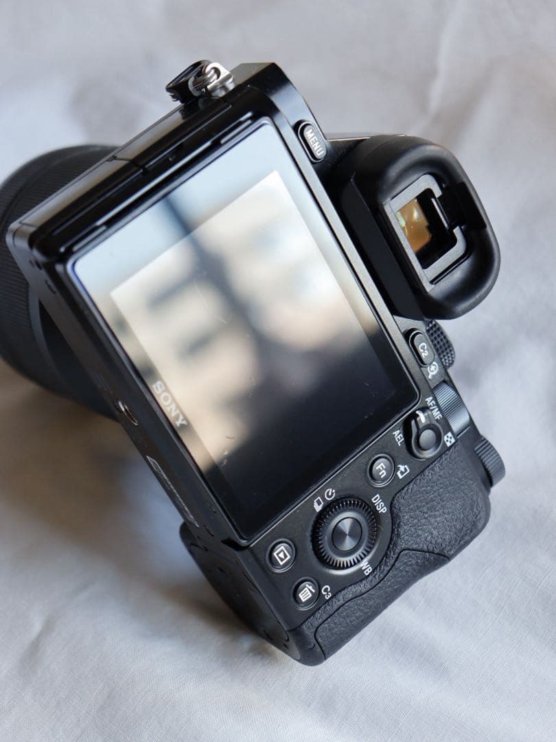 Sony Mirrorless Interchangeable Lips L*G 7