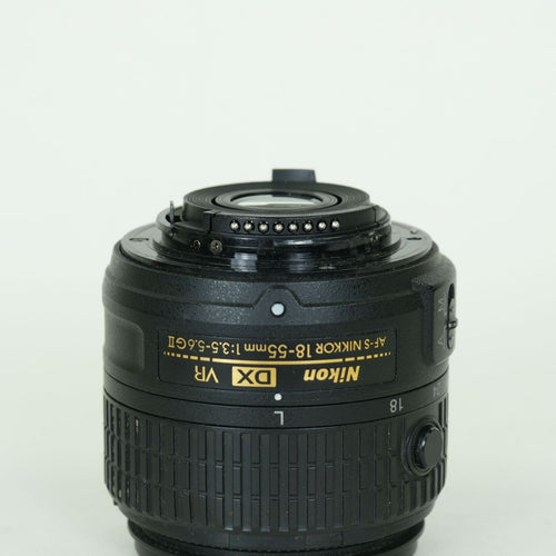 Nikon Lens (Zoom) Af-S Dx Nikkor 18-55Mm F3.5-5.6G Vr Ii F