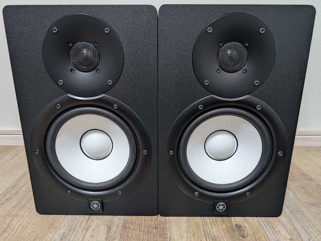 Yamaha Studio Monitor Speakers Hs7