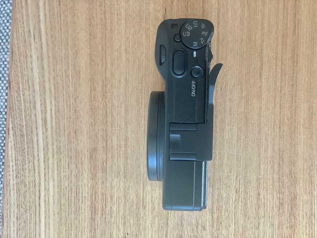 Ricoh Compact Digital Cameras Griiix 2200