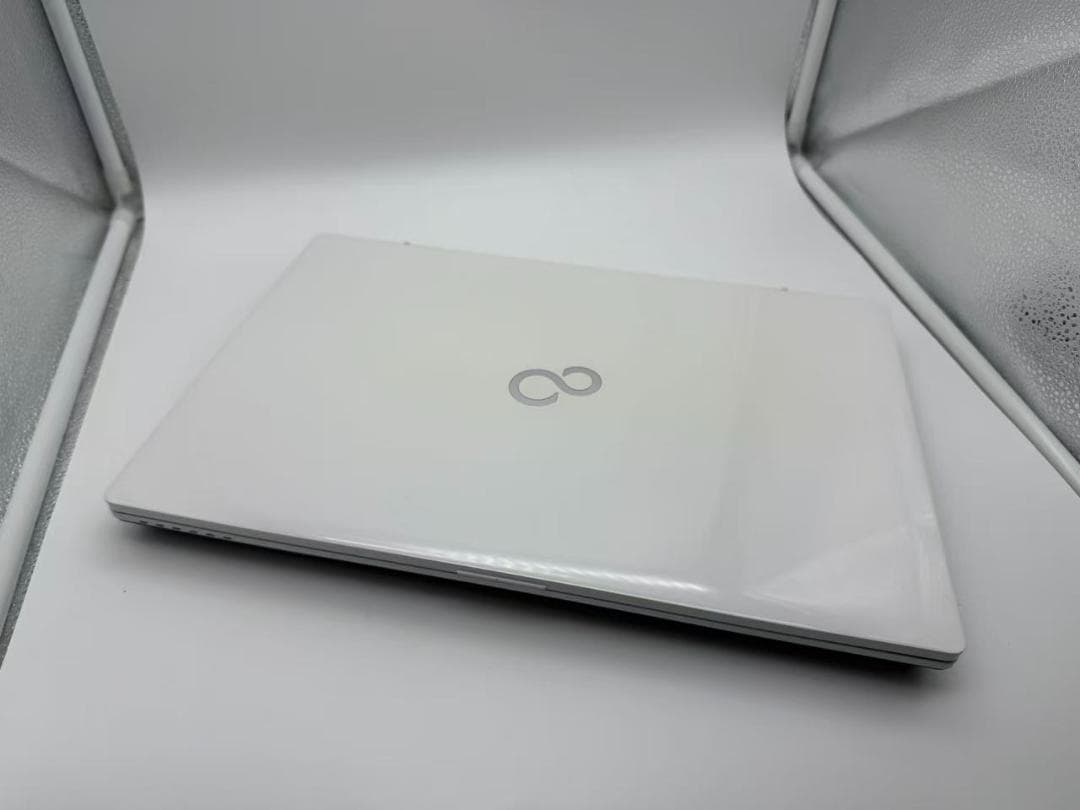 Fujitsu Windows Laptops 8 I7 16Gb Ssd+Hdd Office W