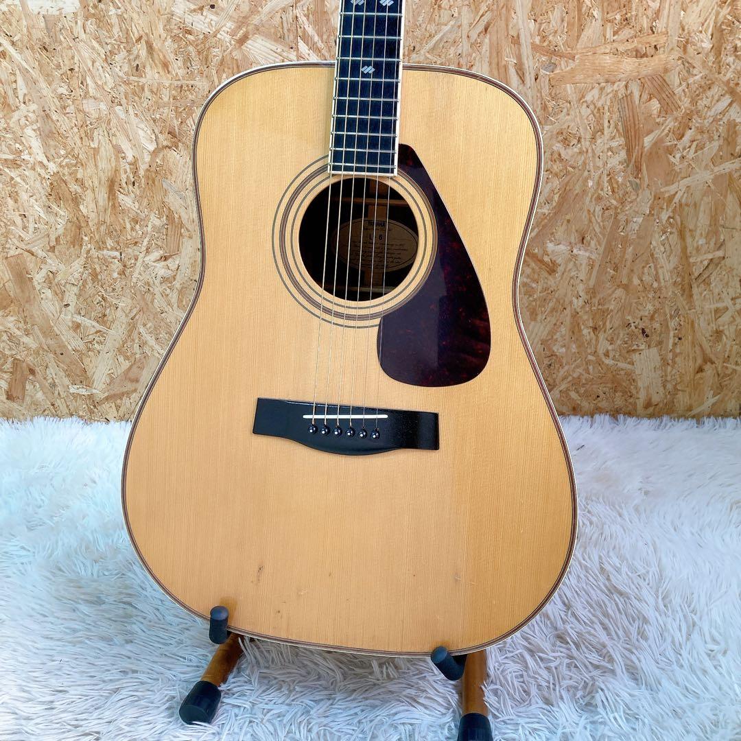 Acoustic Guitars Yamaha L-6
