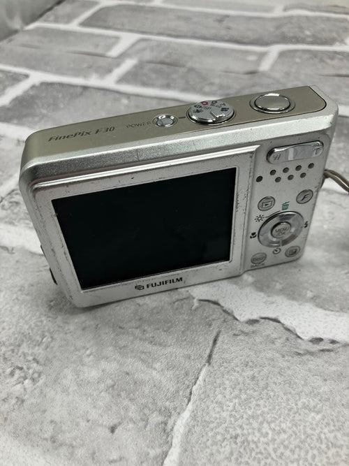 Fujifilm Compact Digital Camera Finepix F30
