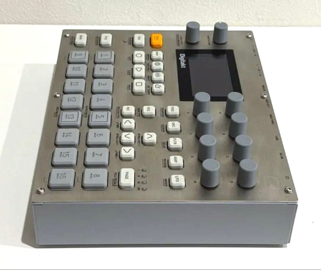 Roland Sampler Elektron Digitakt E25 Remix Edition