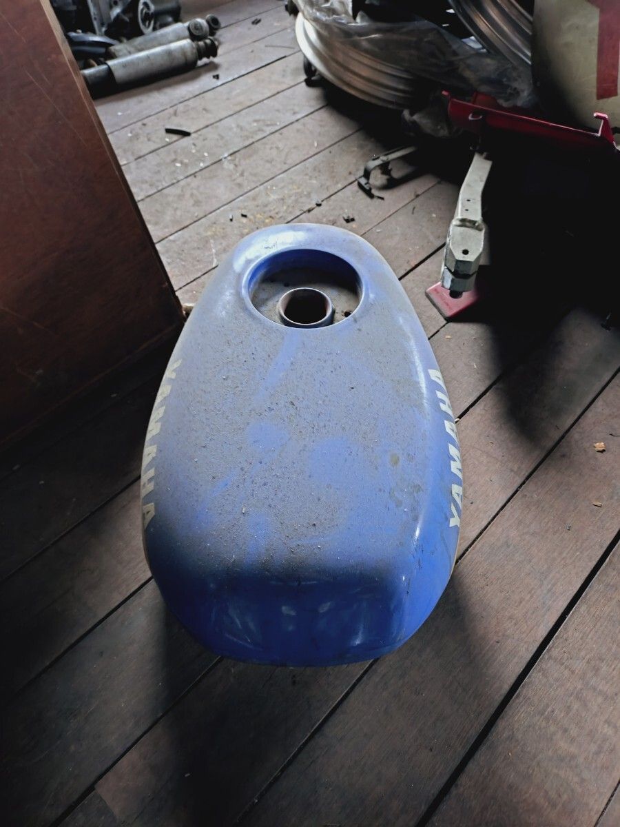 Tank Ysr50