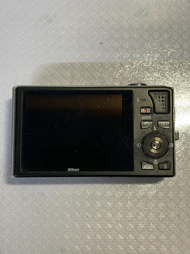 Compact Digital Cameras Nikon S8000#526
