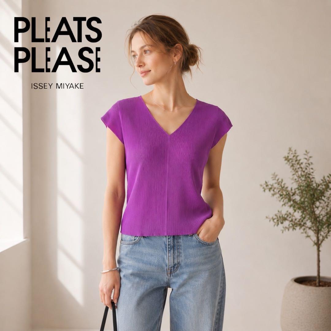 Pleats Please Short-Sleeve Issey Miyake