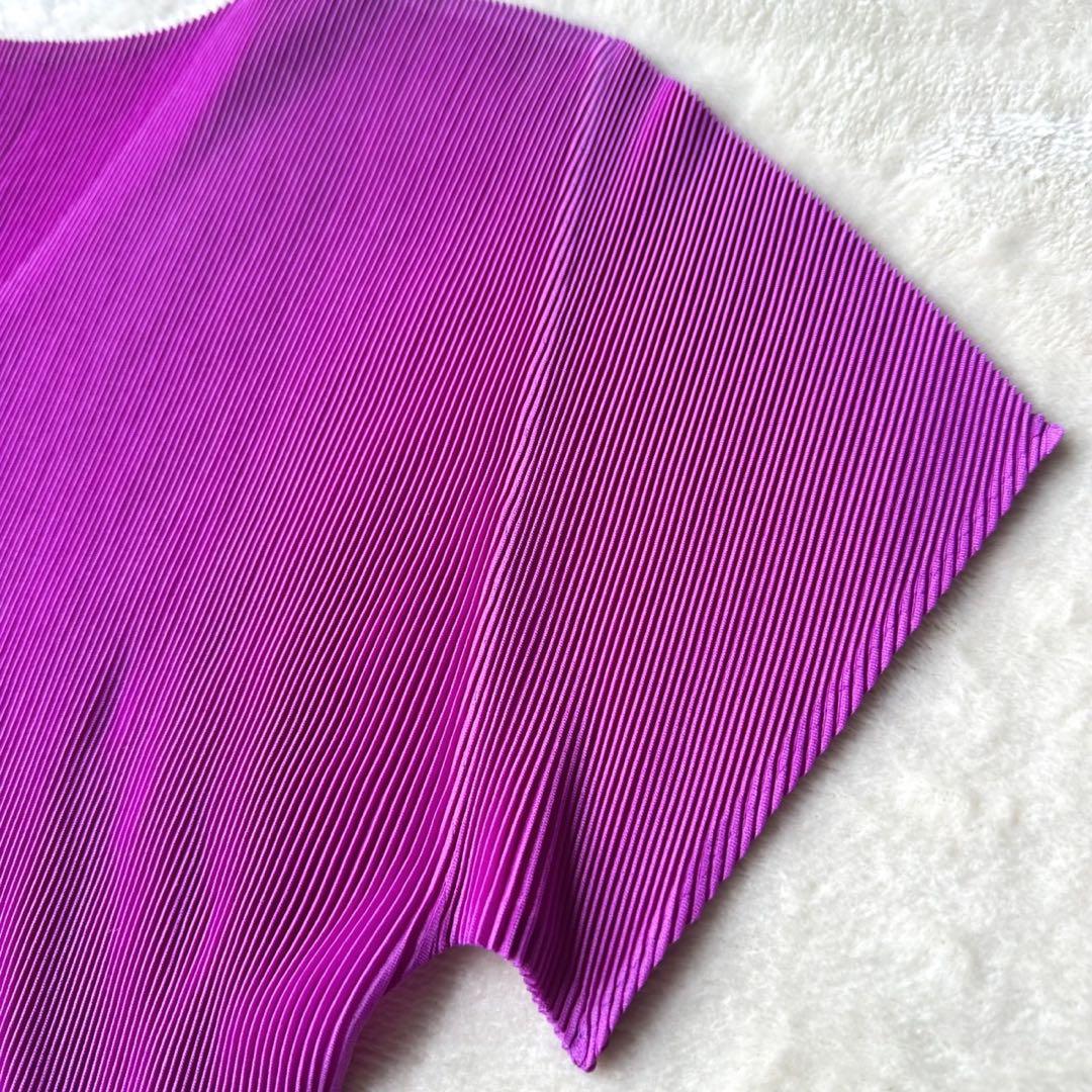 Pleats Please Short-Sleeve Issey Miyake