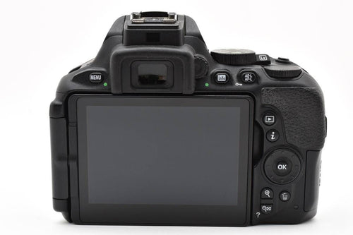Nikon Digital Slr 15918 D5600 Af-S 18-55Mm #K791-2