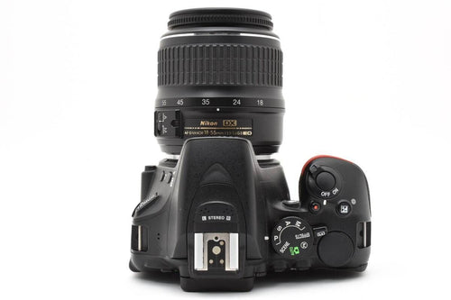 Nikon Digital Slr 15918 D5600 Af-S 18-55Mm #K791-2