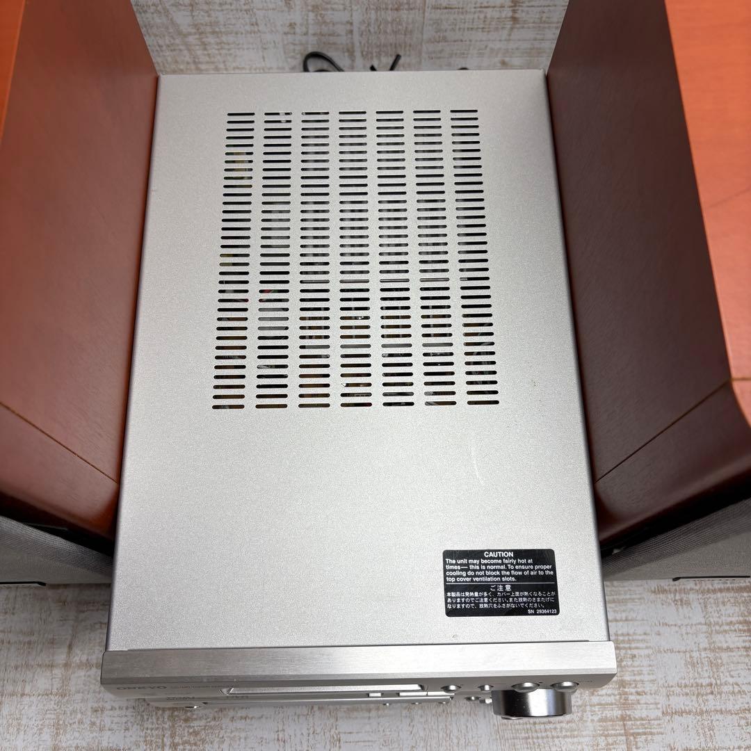 Onkyo Mini Component Systems /Fr-N7Sx/Cd/Md/Usb