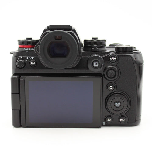 Panasonic Mirrorless Interchangeable Lips S1M2 13801