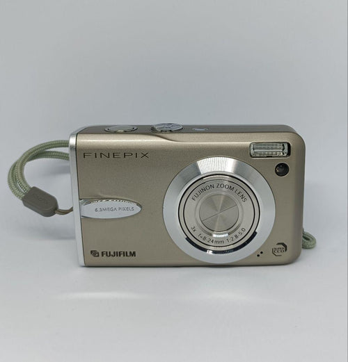 Fujifilm Compact Digital Cameras Finepix F30