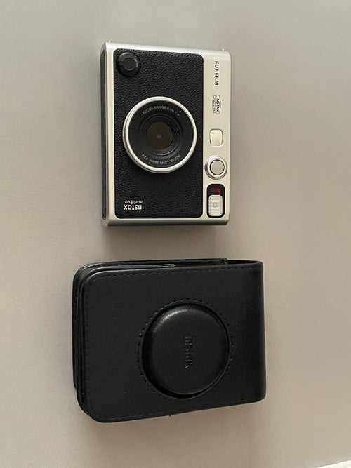 Instant Cameras Fujifilm Instax Mini Evo