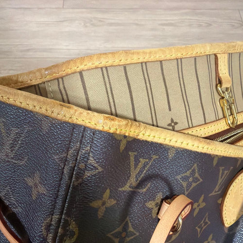 Louis Vuitton Tote Bags