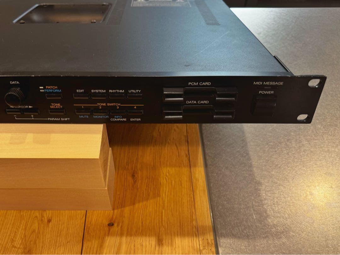 Roland Other Jv-880