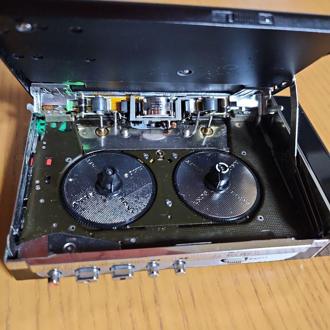 Sony Cassette Player Walkman Wm-F203
