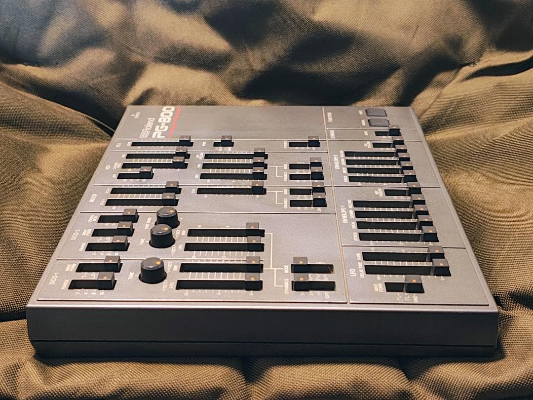 Other Roland Pg-800