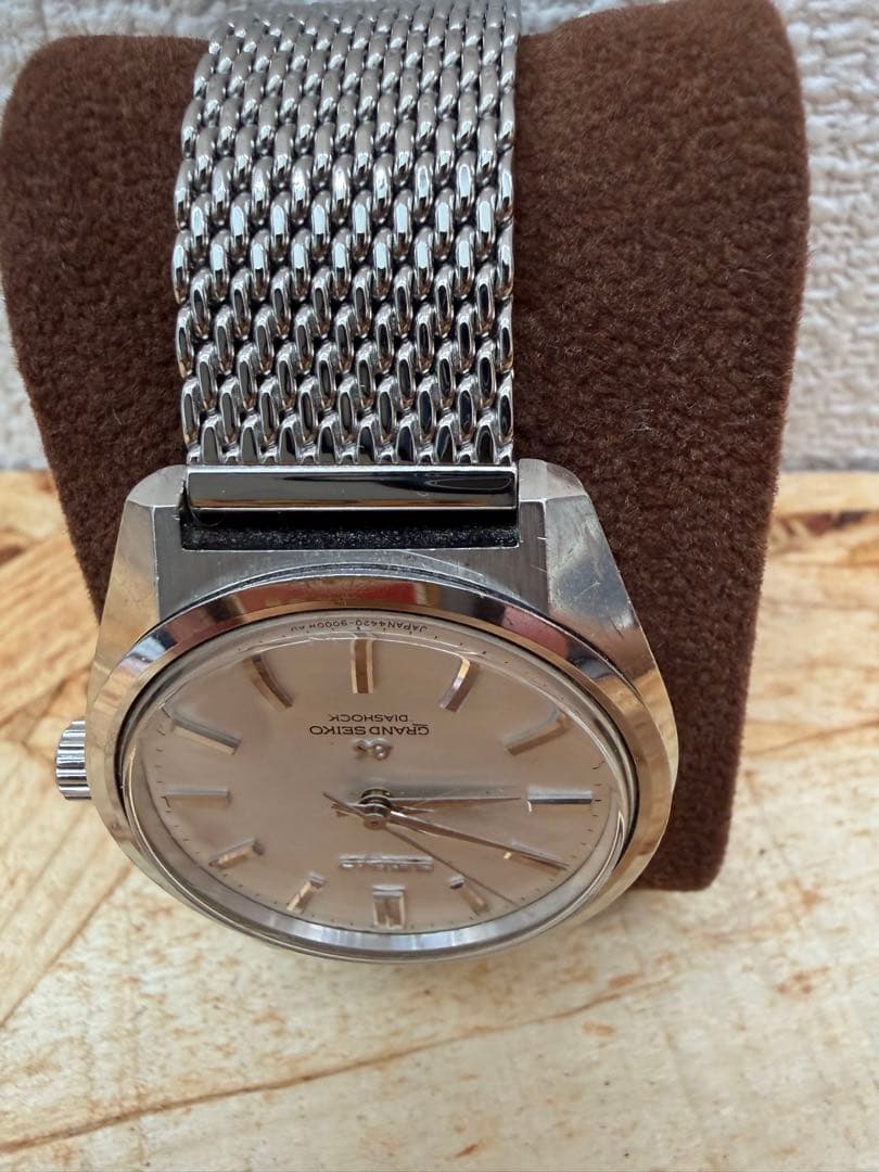 Grand Seiko Hand-Wound Watches 4420-9000 44Gs