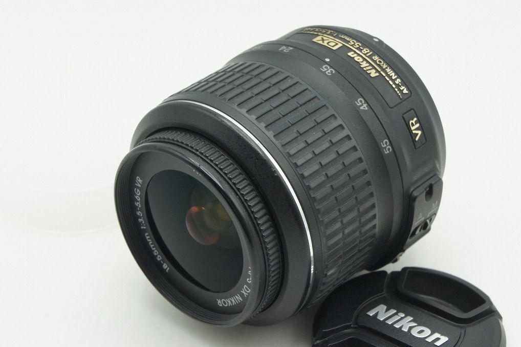 Nikon Lens (Zoom) Af-S Dx Nikkor 18-55Mm F3.5-5.6G Vr Aps-C 260212D