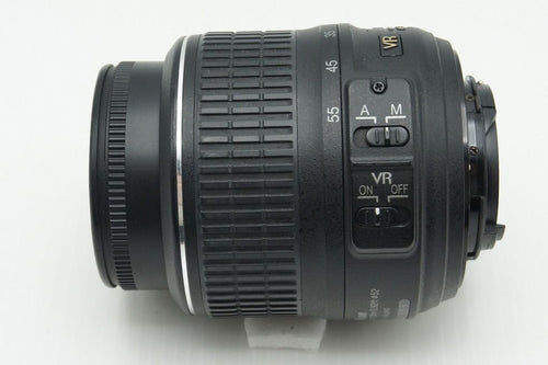 Nikon Lens (Zoom) Af-S Dx Nikkor 18-55Mm F3.5-5.6G Vr Aps-C 260212D