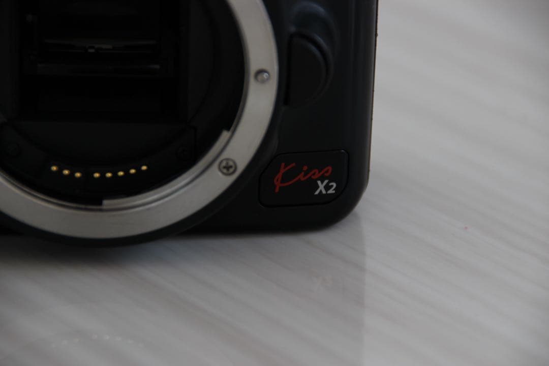 Canon Slr Camera (Film) Kiss X2