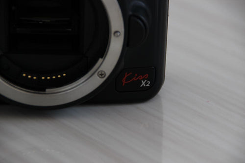 Canon Slr Camera (Film) Kiss X2