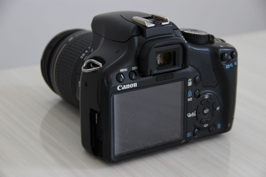 Canon Slr Camera (Film) Kiss X2