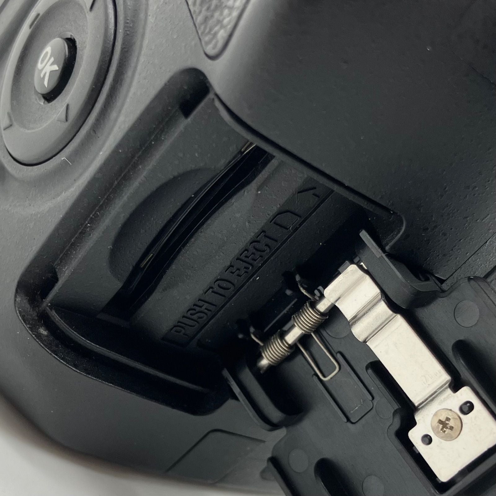 Nikon Digital Slr Hdn204