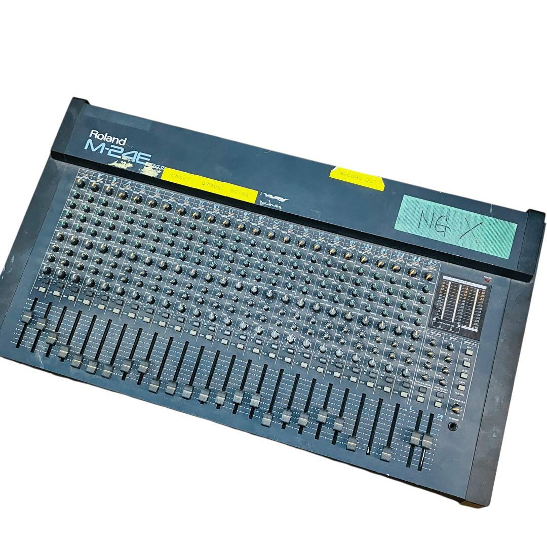 Roland Analog Mixer M-24E