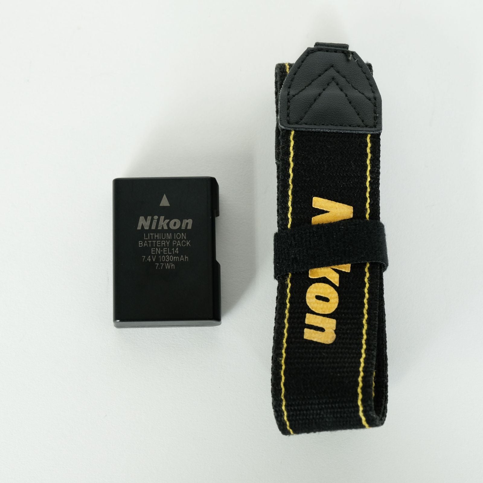 Nikon Digital Slr 7,960 D3100 F