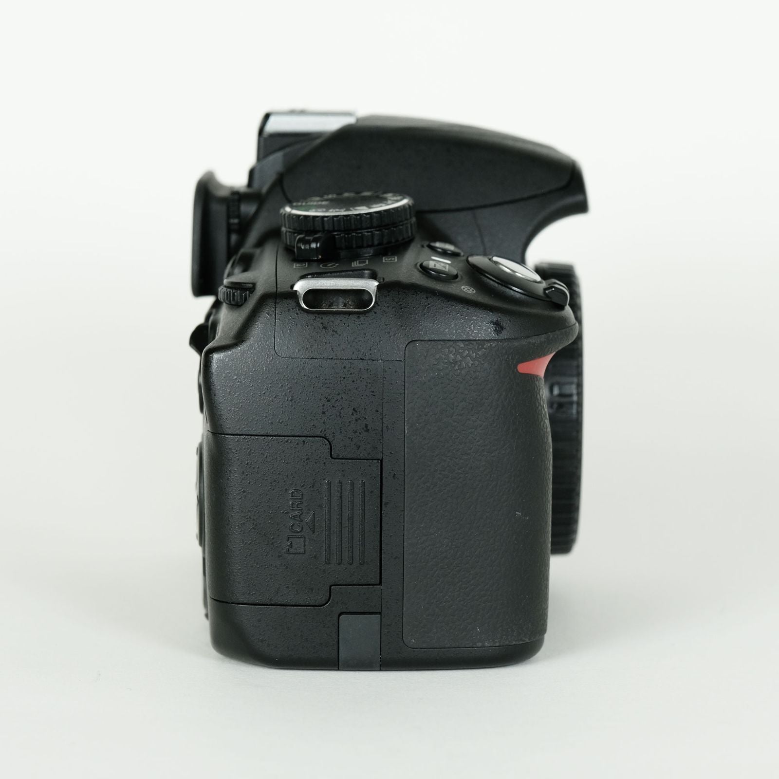 Nikon Digital Slr 7,960 D3100 F