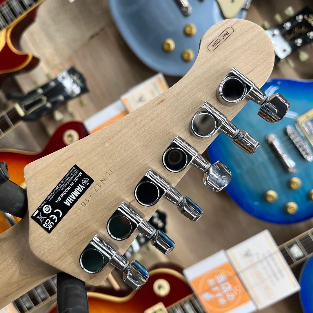 Yamaha Electric Guitar 11728 Pacifica Pac120H