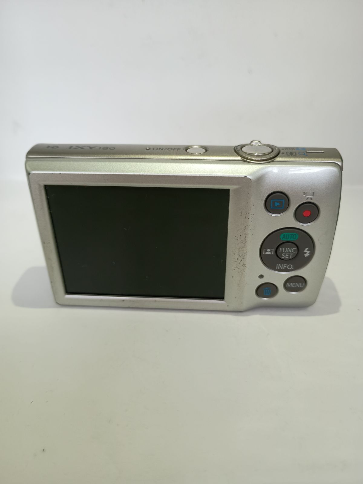 Compact Digital Camera 4919 Canon Ixy180